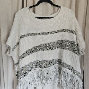Anthropologie Moth Poncho, NWT , Size Large.